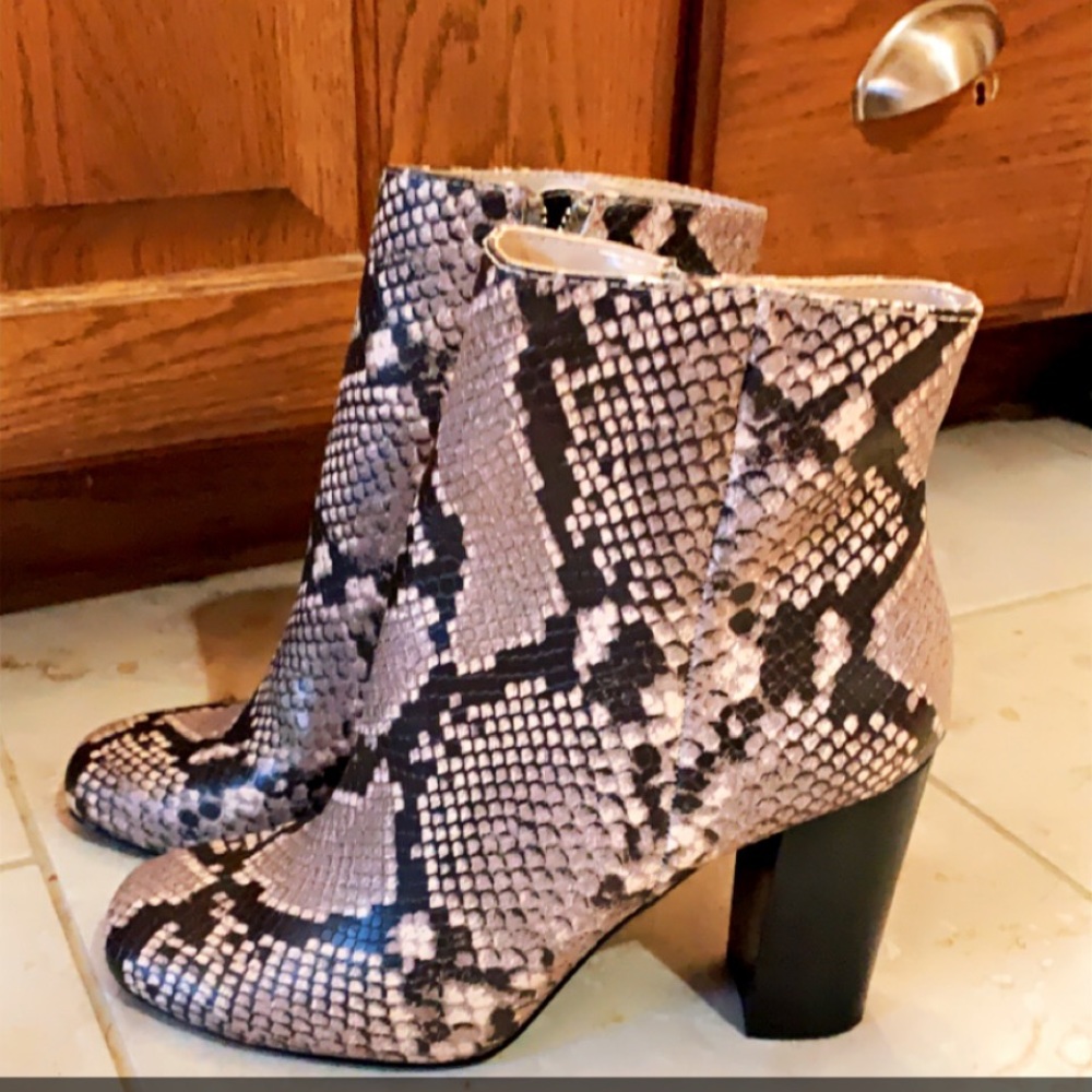 Steve Madden ankle boots
